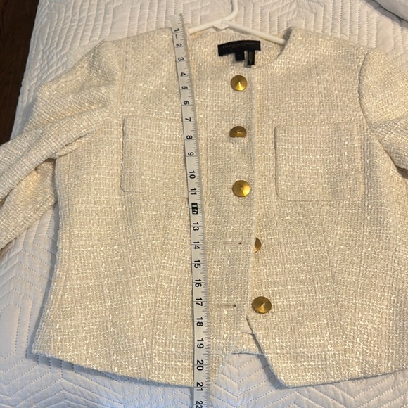 Donna Karan Cream and Gold Textured Suit Set - Picture 5 of 10